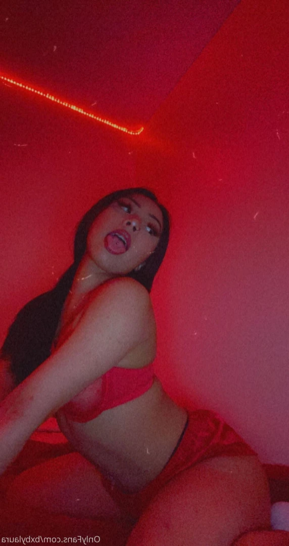 laura 🌸💗 [ bxbylaura ] Onlyfans leaked photo 13151121 on Hotleaks.tv