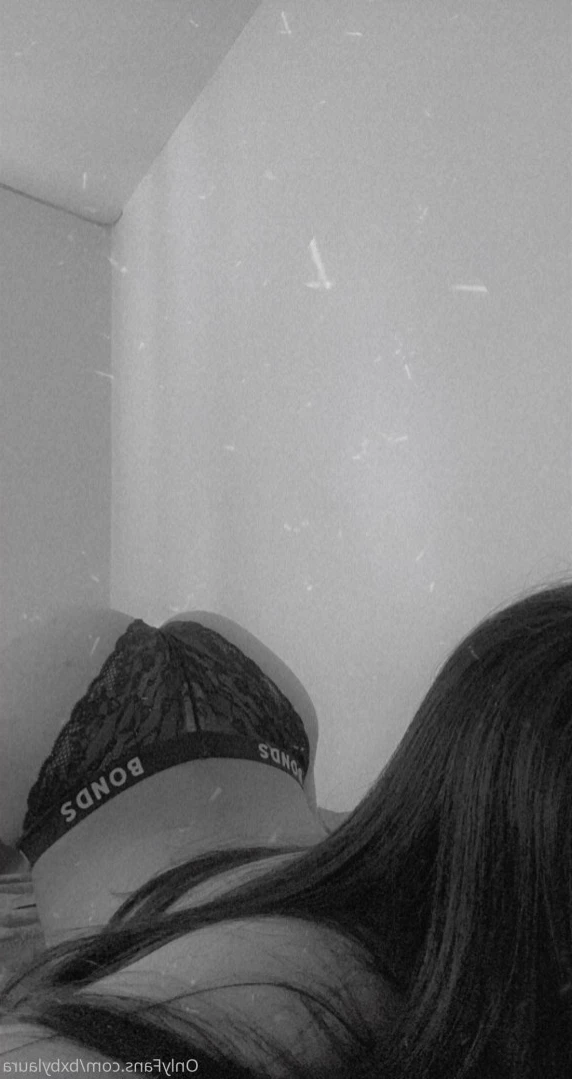 laura 🌸💗 [ bxbylaura ] Onlyfans leaked photo 13968151 on Hotleaks.tv