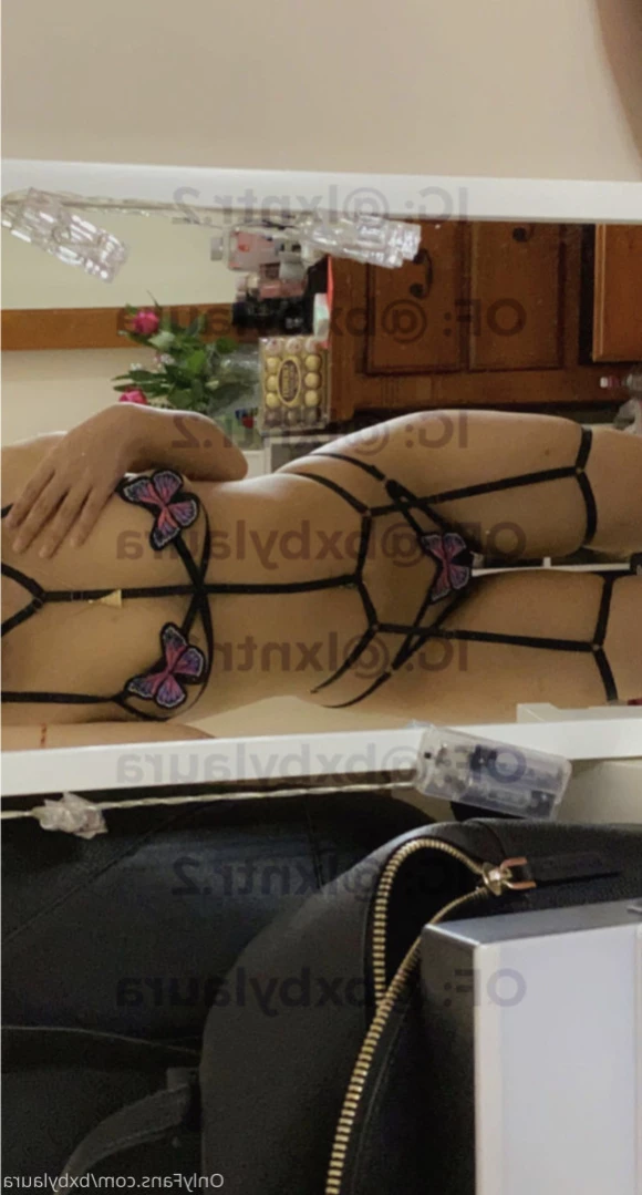 laura 🌸💗 [ bxbylaura ] Onlyfans leaked photo 14016769 on Hotleaks.tv