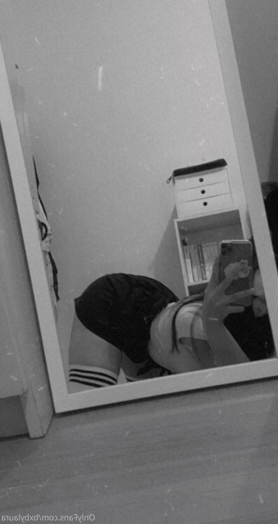 laura 🌸💗 [ bxbylaura ] Onlyfans leaked photo 16085430 on Hotleaks.tv