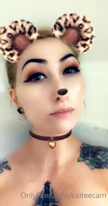 10469459
