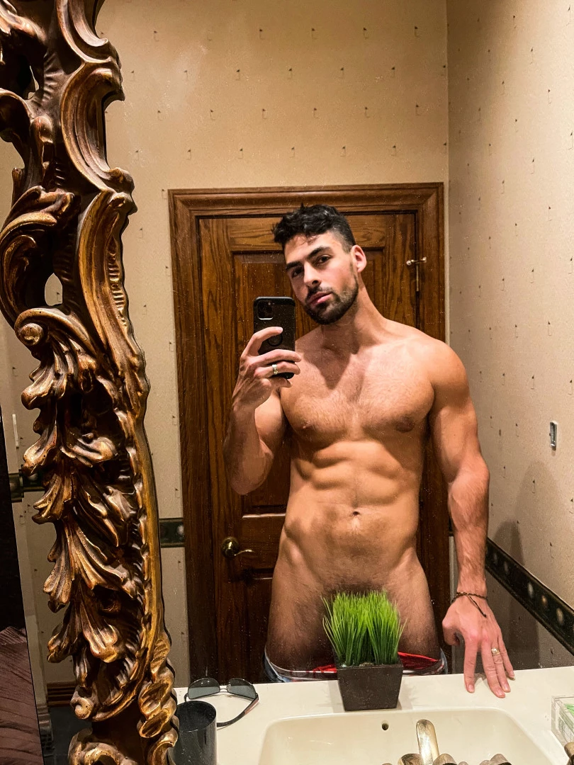 Chris [ canadiansoul ] Onlyfans leaked photo 10024163 on Hotleaks.tv