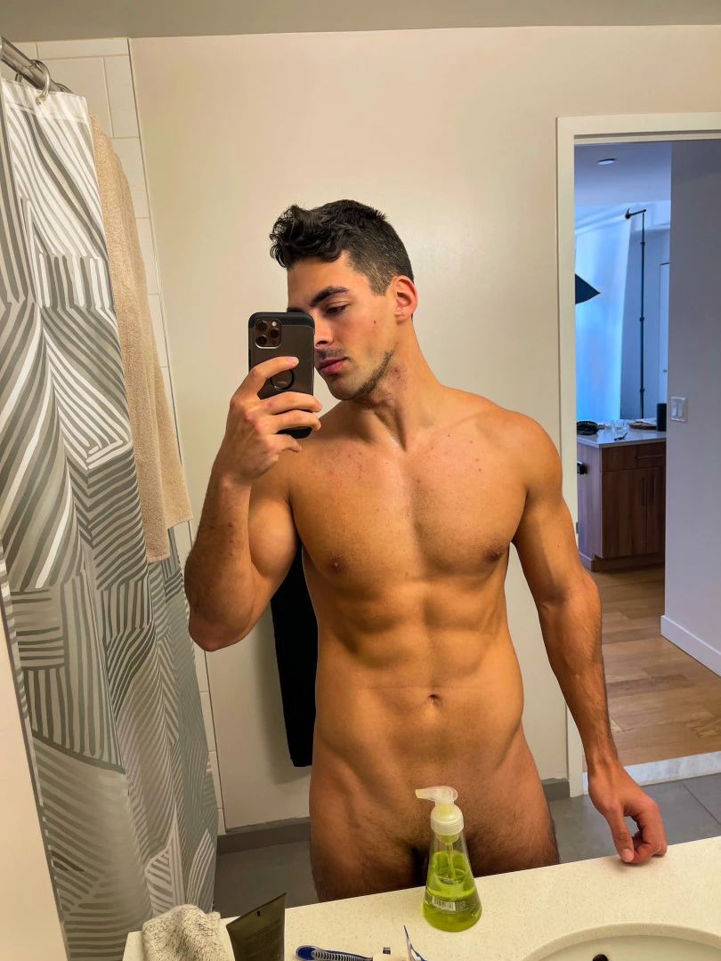 Chris [ canadiansoul ] Onlyfans leaked photo 10024768 on Hotleaks.tv