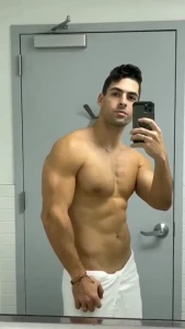 10466925