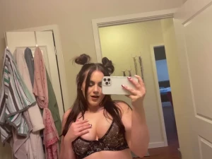 15957893