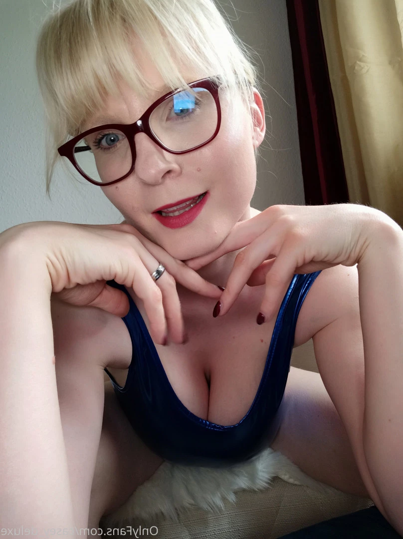 Casey Deluxe milky mummy [ casey_deluxe ] Onlyfans leaked photo 8819650 on Hotleaks.tv