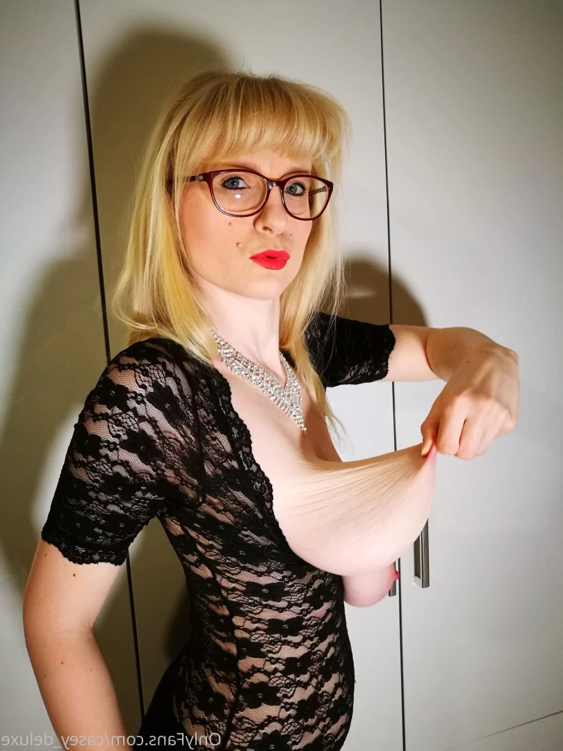 Casey Deluxe milky mummy [ casey_deluxe ] Onlyfans leaked photo 8823333 on Hotleaks.tv
