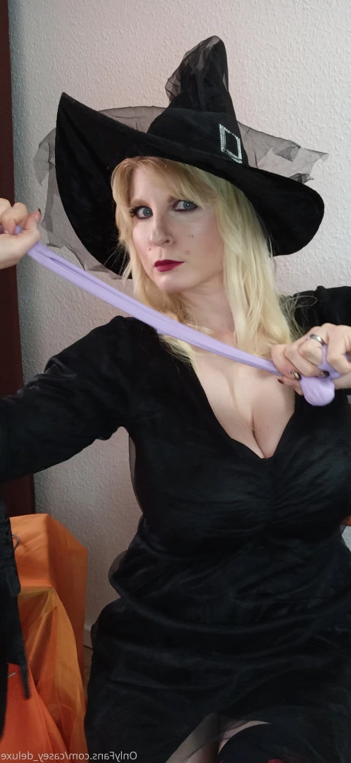 Casey Deluxe milky mummy [ casey_deluxe ] Onlyfans leaked photo 8824811 on Hotleaks.tv