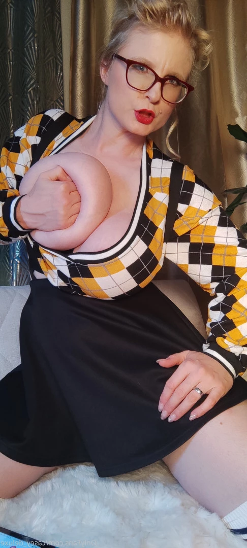 Casey Deluxe milky mummy [ casey_deluxe ] Onlyfans leaked photo 8827883 on Hotleaks.tv