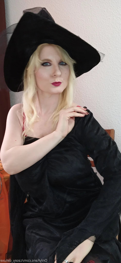 Casey Deluxe milky mummy [ casey_deluxe ] Onlyfans leaked photo 8830361 on Hotleaks.tv