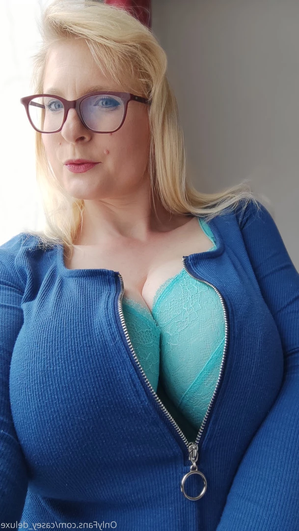 Casey Deluxe milky mummy [ casey_deluxe ] Onlyfans leaked photo 8830752 on Hotleaks.tv
