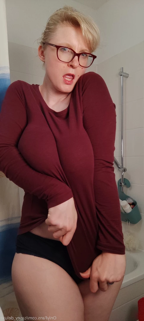 Casey Deluxe milky mummy [ casey_deluxe ] Onlyfans leaked photo 8835758 on Hotleaks.tv