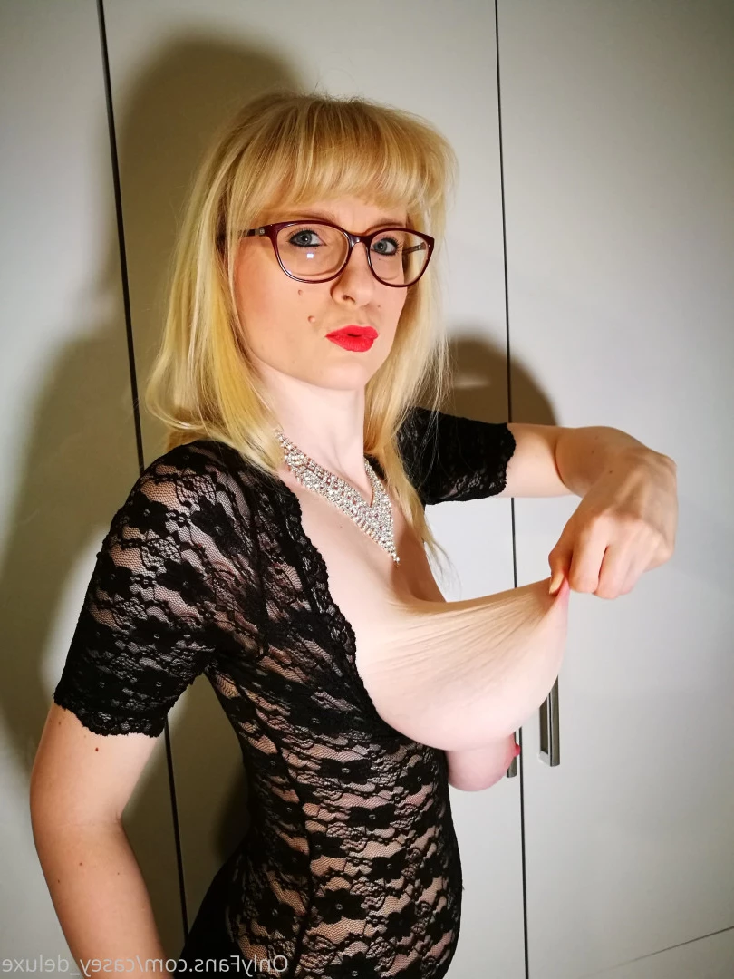 Casey Deluxe milky mummy [ casey_deluxe ] Onlyfans leaked photo 8836713 on Hotleaks.tv