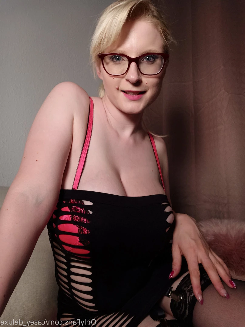 Casey Deluxe milky mummy [ casey_deluxe ] Onlyfans leaked photo 8837332 on Hotleaks.tv