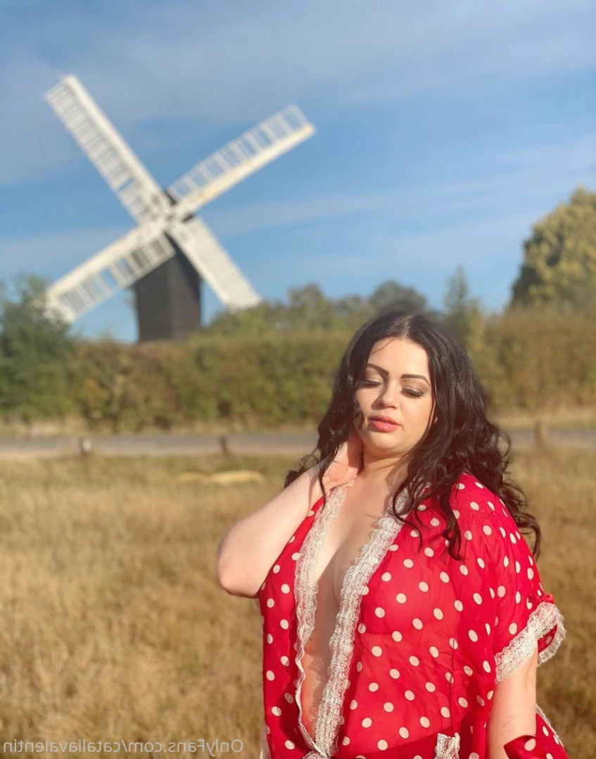 Catalia Valentine [ cataliavalentin ] Onlyfans leaked photo 12754367 on Hotleaks.tv