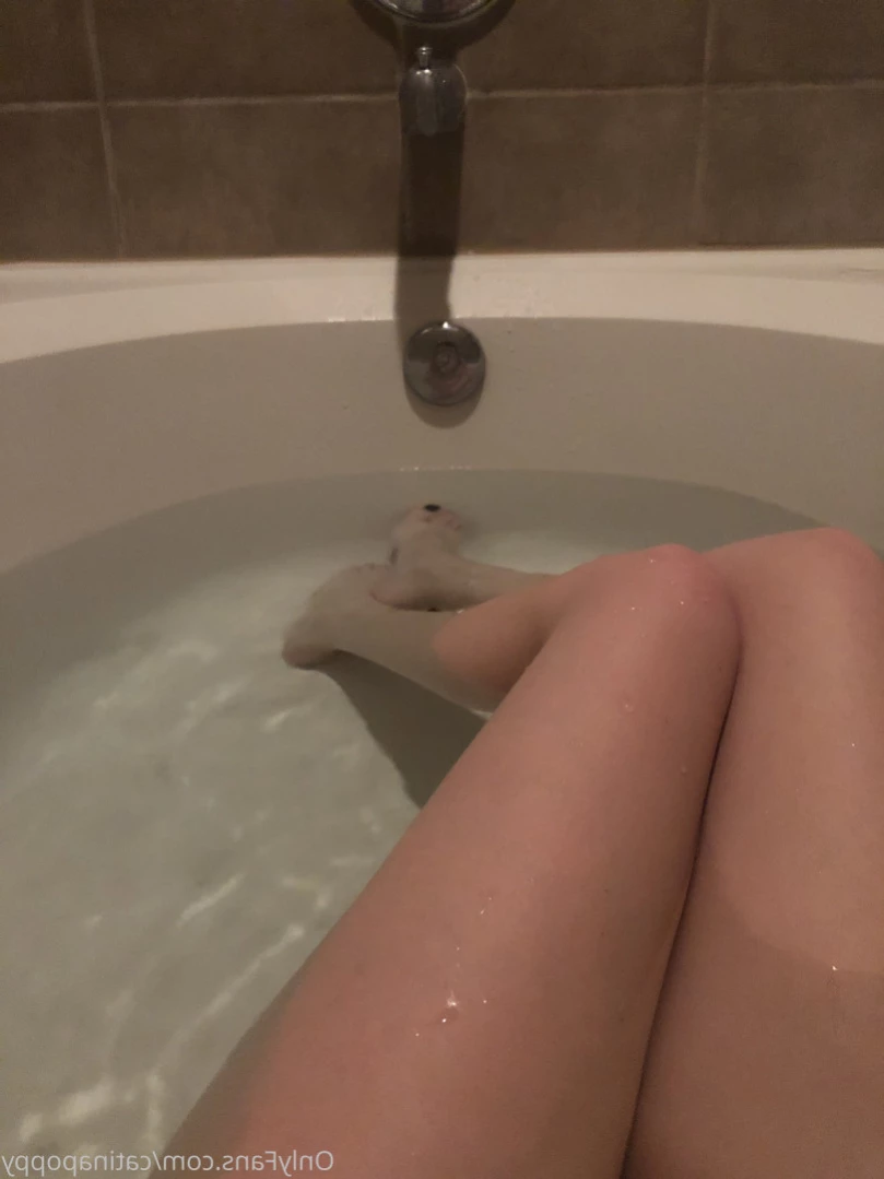 Fae [ catinapoppy ] Onlyfans leaked photo 11018405 on Hotleaks.tv
