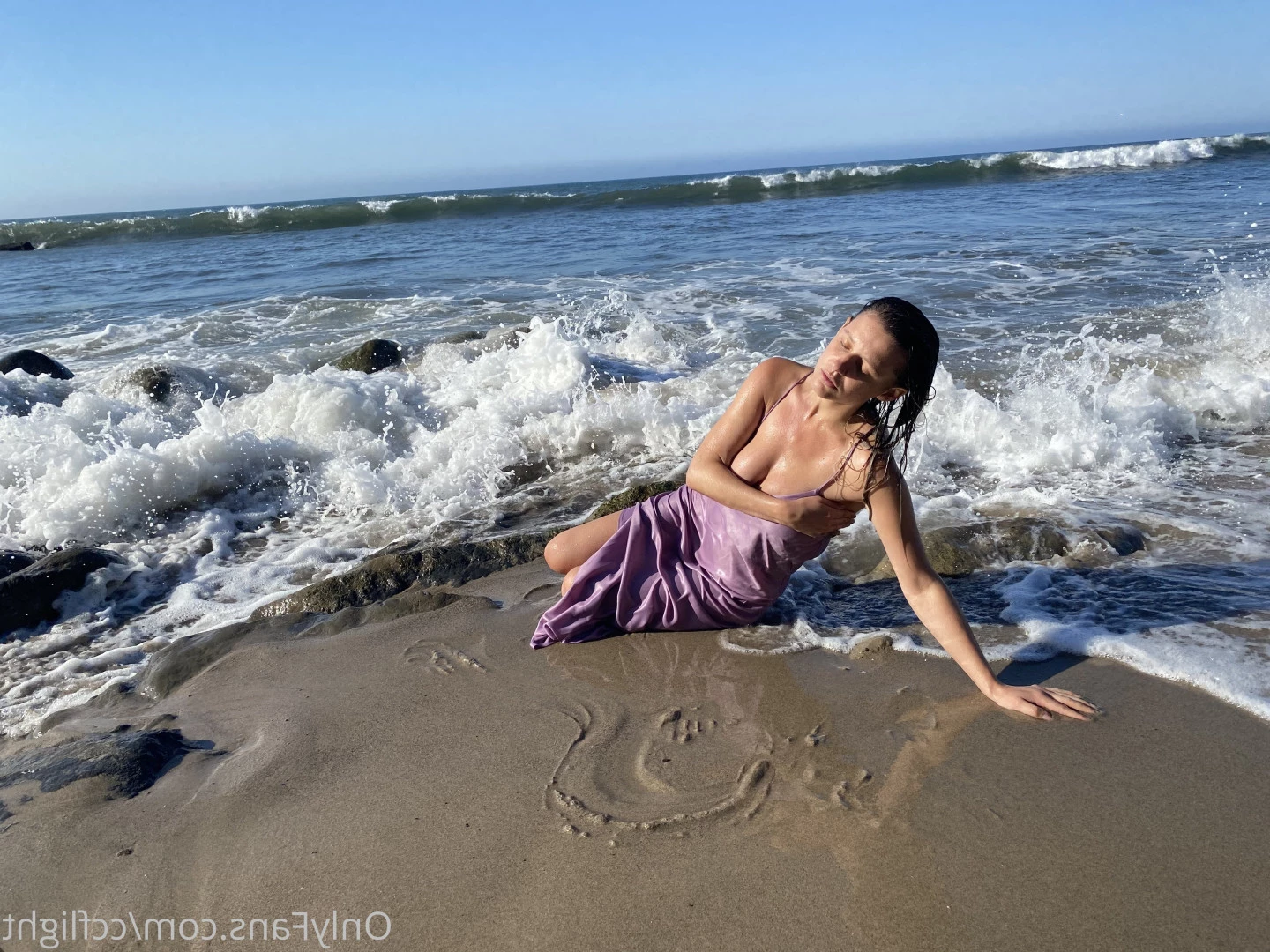 CC Flight [ ccflight ] Onlyfans leaked photo 10097638 on Hotleaks.tv