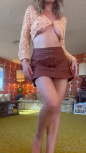 16059637
