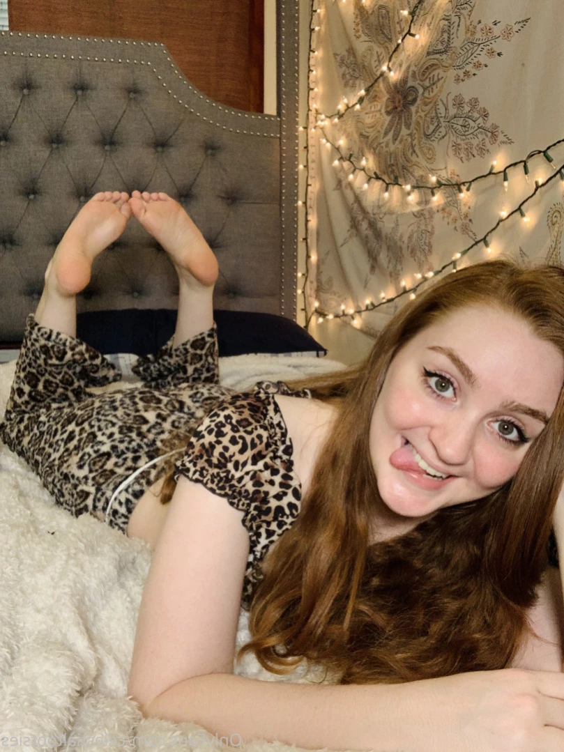 Celestial Tootsies [ celestialtootsies ] Onlyfans leaked photo 14440220 on Hotleaks.tv