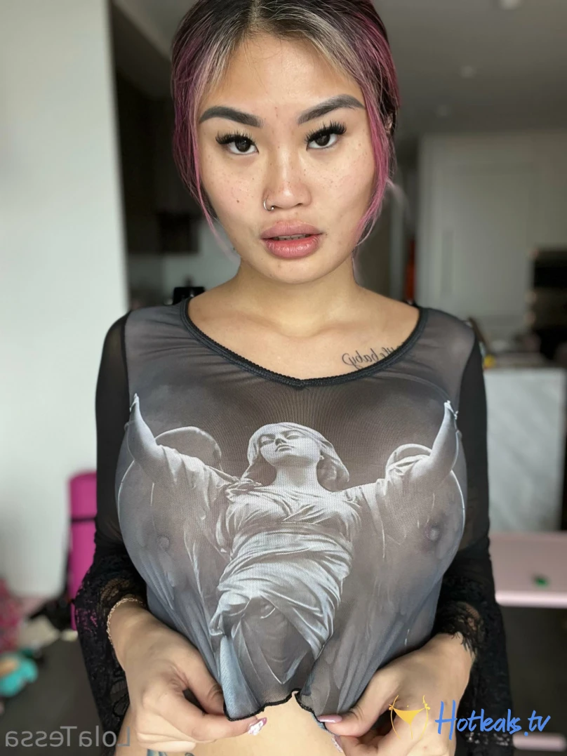 BIG TITTY ASIAN 15109395