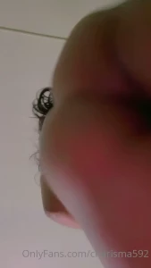 10460988