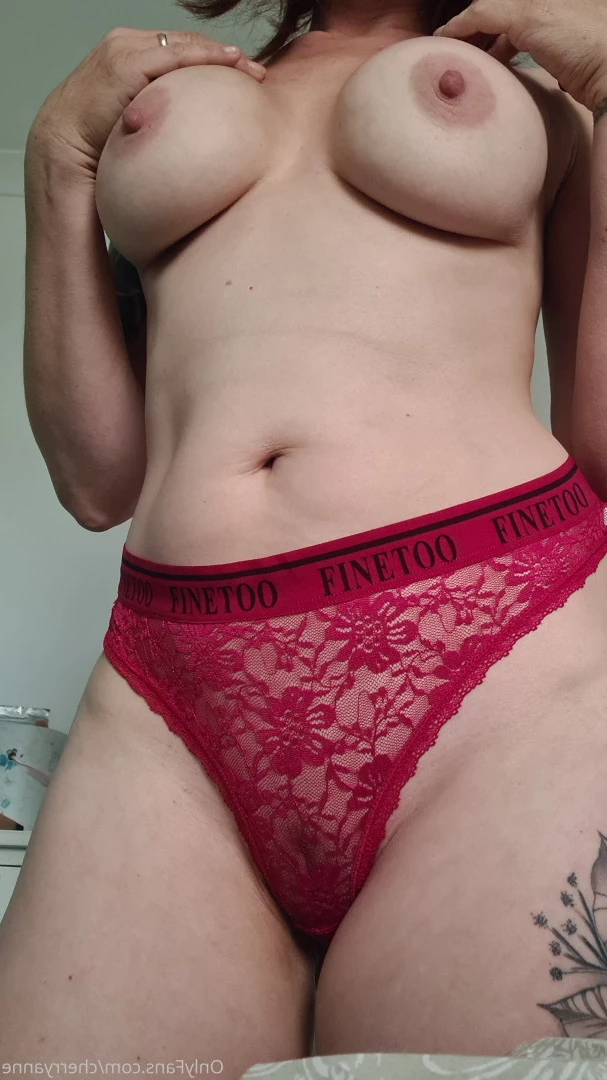 🇬🇧 𝙀𝙉𝙂𝙇𝙄𝙎𝙃 𝘾𝙊𝙐𝙂𝘼𝙍 🍒 [ cherryanne ] Onlyfans leaked photo 8767448 on Hotleaks.tv