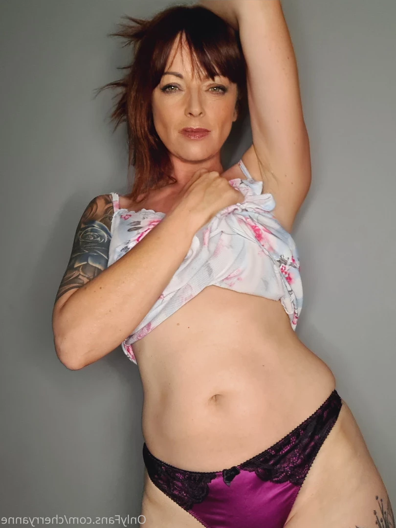 🇬🇧 𝙀𝙉𝙂𝙇𝙄𝙎𝙃 𝘾𝙊𝙐𝙂𝘼𝙍 🍒 [ cherryanne ] Onlyfans leaked photo 8771991 on Hotleaks.tv