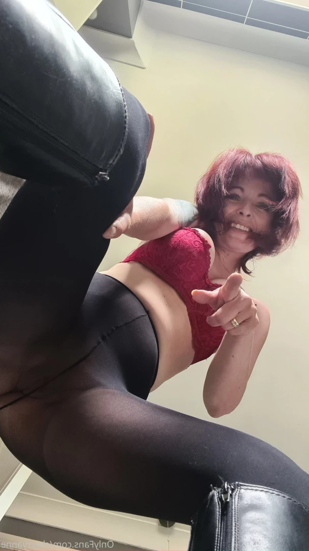 🇬🇧 𝙀𝙉𝙂𝙇𝙄𝙎𝙃 𝘾𝙊𝙐𝙂𝘼𝙍 🍒 [ cherryanne ] Onlyfans leaked photo 8775657 on Hotleaks.tv