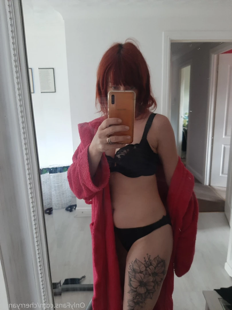 🇬🇧 𝙀𝙉𝙂𝙇𝙄𝙎𝙃 𝘾𝙊𝙐𝙂𝘼𝙍 🍒 [ cherryanne ] Onlyfans leaked photo 8780805 on Hotleaks.tv