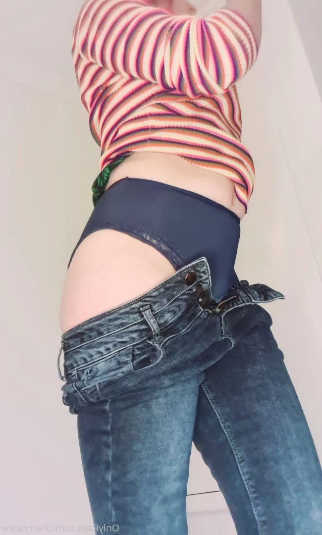 🇬🇧 𝙀𝙉𝙂𝙇𝙄𝙎𝙃 𝘾𝙊𝙐𝙂𝘼𝙍 🍒 [ cherryanne ] Onlyfans leaked photo 8786354 on Hotleaks.tv