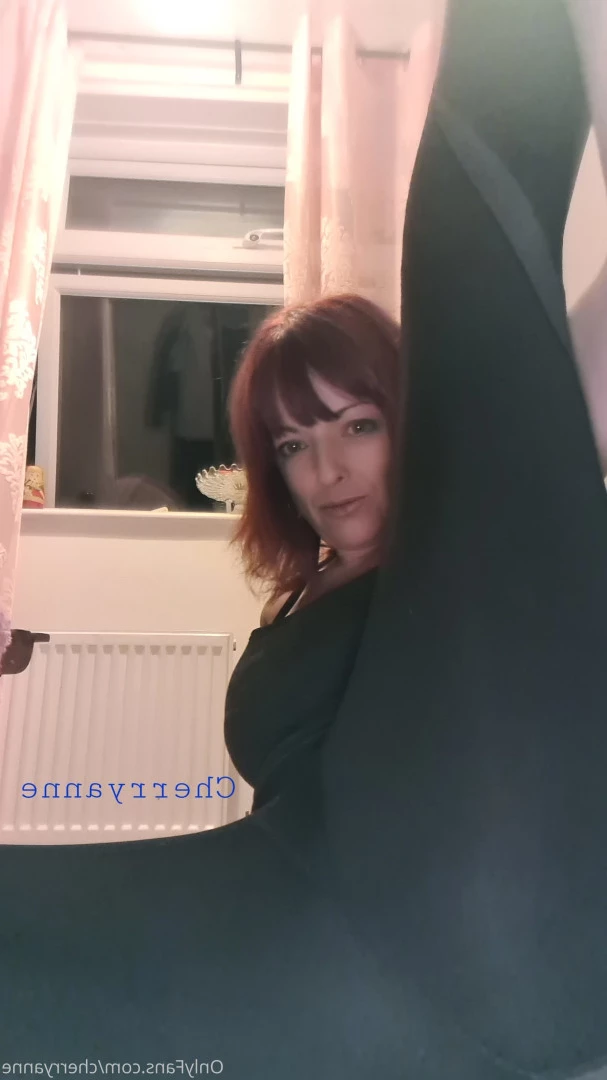 🇬🇧 𝙀𝙉𝙂𝙇𝙄𝙎𝙃 𝘾𝙊𝙐𝙂𝘼𝙍 🍒 [ cherryanne ] Onlyfans leaked photo 8799300 on Hotleaks.tv