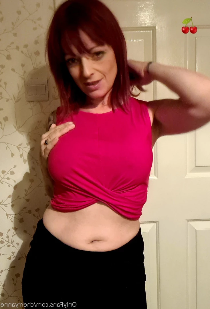 🇬🇧 𝙀𝙉𝙂𝙇𝙄𝙎𝙃 𝘾𝙊𝙐𝙂𝘼𝙍 🍒 [ cherryanne ] Onlyfans leaked photo 8801351 on Hotleaks.tv