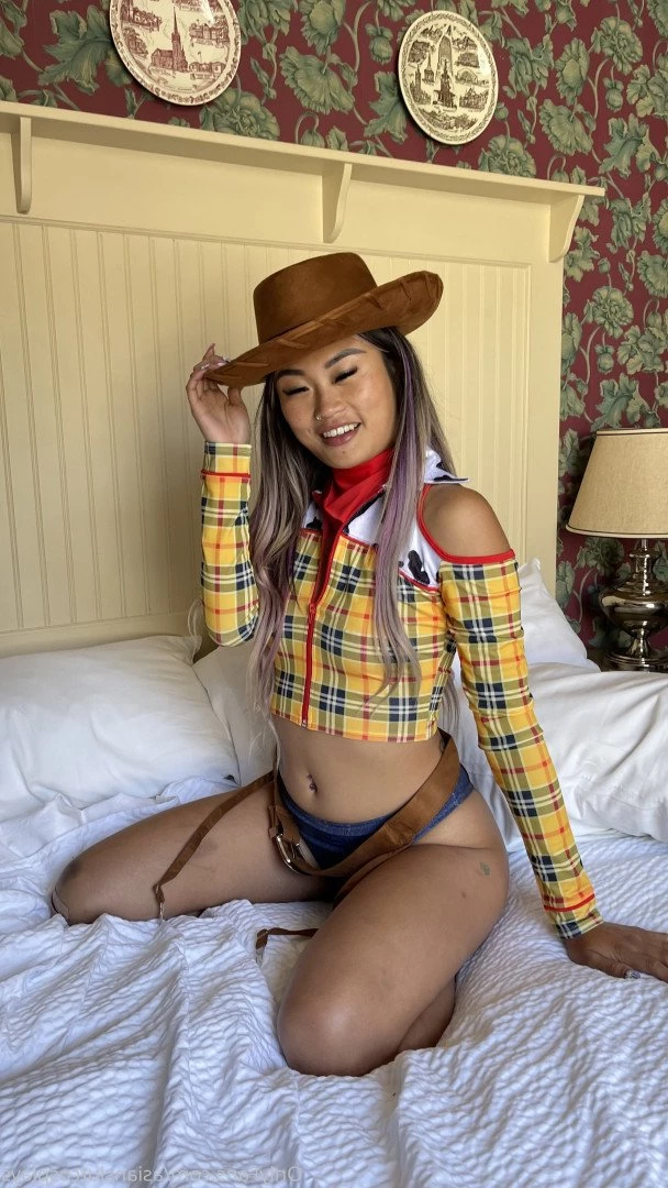 PRINCESS LOLA 👑 [ lolatesscosplays ] Onlyfans leaked photo 738555 on Hotleaks.tv