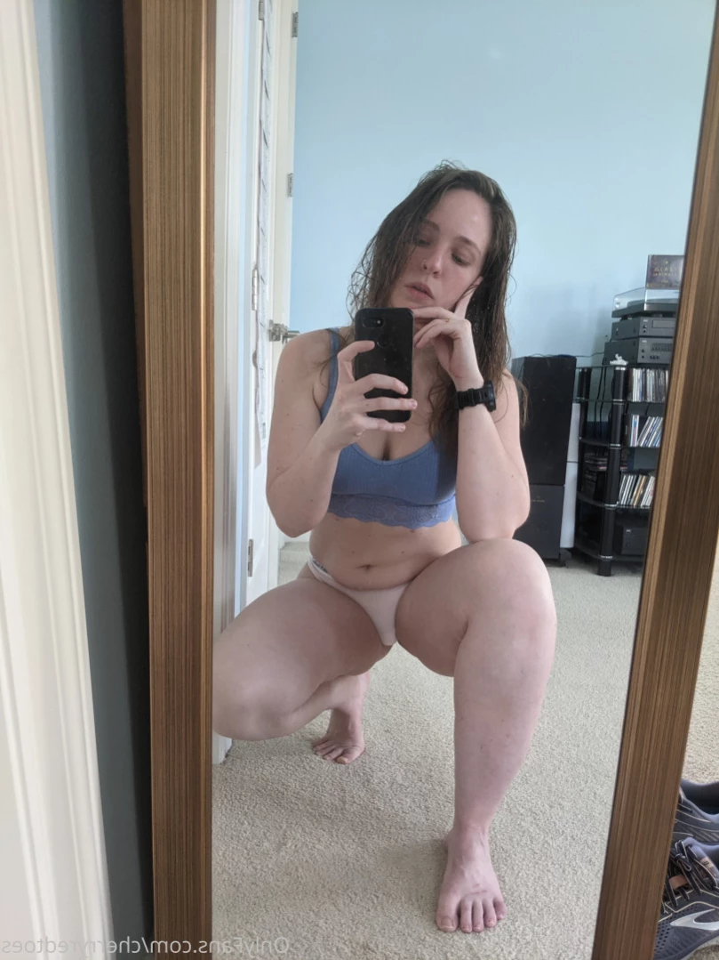 cherryredtoes Onlyfans leaked photo 11351068 on Hotleaks.tv