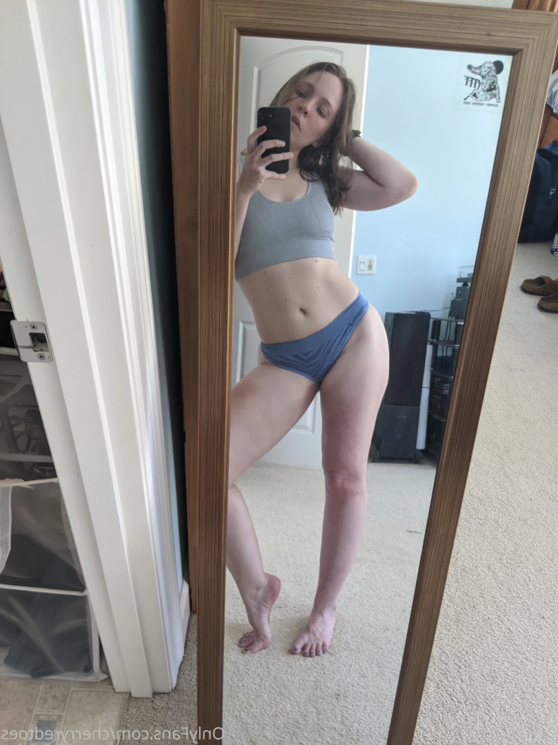 cherryredtoes Onlyfans leaked photo 12576909 on Hotleaks.tv