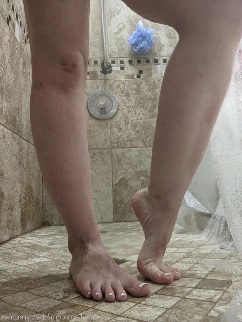cherryredtoes Onlyfans leaked photo 14211930 on Hotleaks.tv