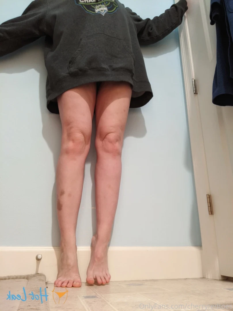 cherryredtoes Onlyfans leaked photo 15933151 on Hotleaks.tv
