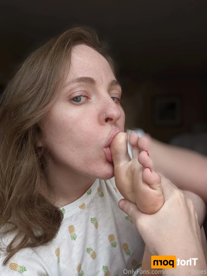 cherryredtoes Onlyfans leaked photo 16302269 on Hotleaks.tv