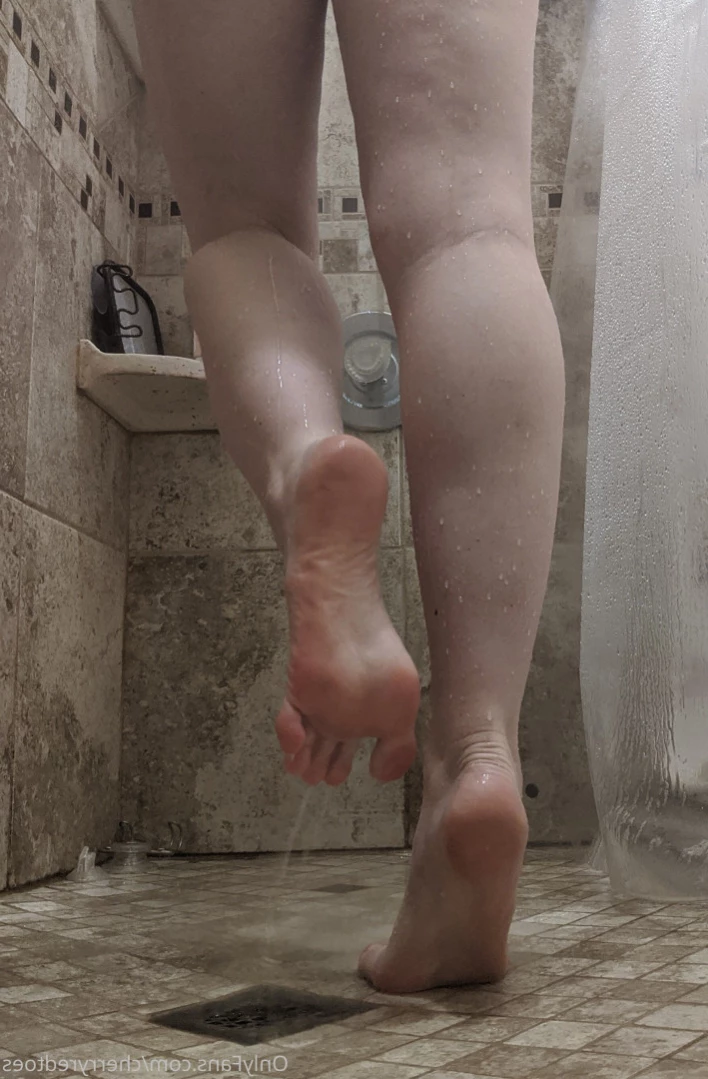 cherryredtoes Onlyfans leaked photo 16306136 on Hotleaks.tv