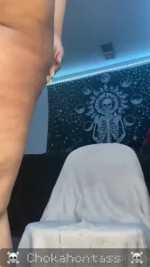 10457023