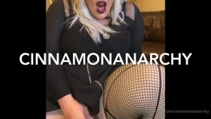 Cinnamon Anarchy [ cinnamonanarchy ] Onlyfans leaked video 14071896 on Hotleaks.tv