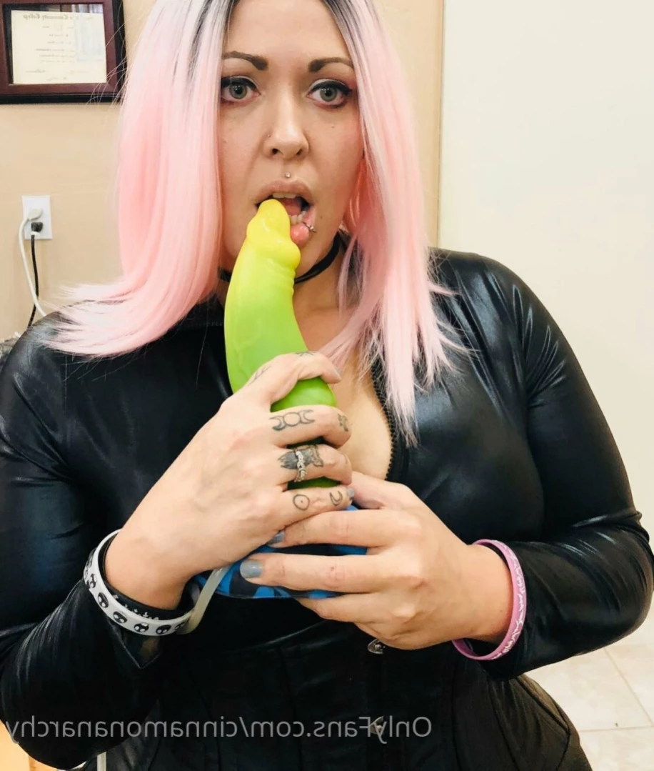 Cinnamon Anarchy [ cinnamonanarchy ] Onlyfans leaked photo 15337344 on Hotleaks.tv