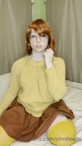 10456023