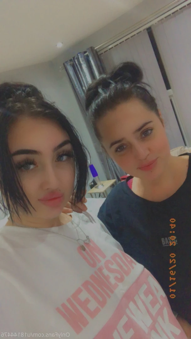 Mother&amp;daughter 18 39yo [ cjay_natalie ] Onlyfans leaked photo 8963579 on Hotleaks.tv