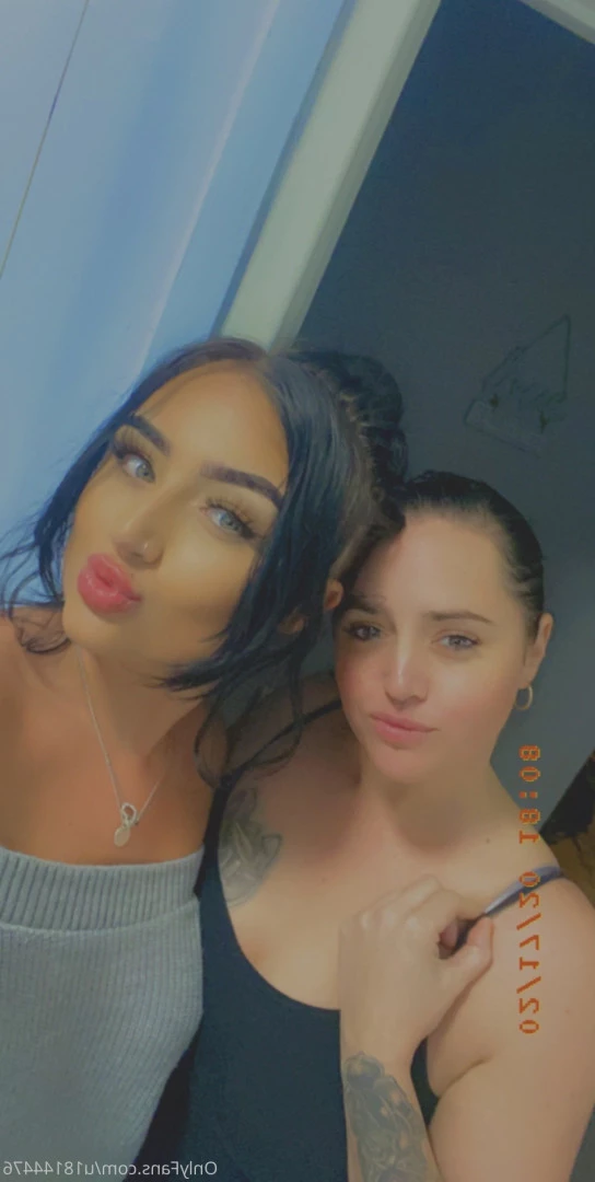 Mother&amp;daughter 18 39yo [ cjay_natalie ] Onlyfans leaked photo 8963592 on Hotleaks.tv