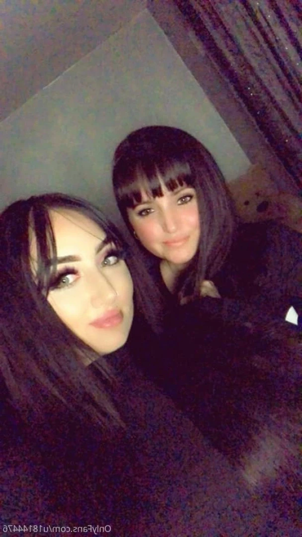 Mother&amp;daughter 18 39yo [ cjay_natalie ] Onlyfans leaked photo 8963633 on Hotleaks.tv