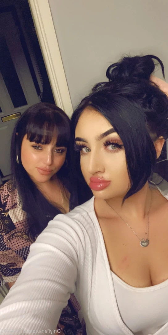 Mother&amp;daughter 18 39yo [ cjay_natalie ] Onlyfans leaked photo 8963958 on Hotleaks.tv