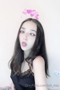1632435
