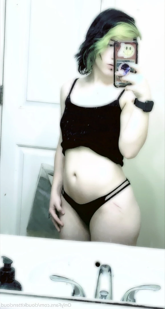 cloudkittencloud Onlyfans leaked photo 8798359 on Hotleaks.tv