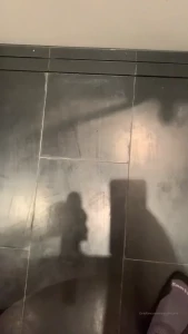 10452092